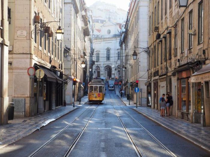 Quarto Com Varanda Na Rua Dos Douradores Лісабон Екстер'єр фото