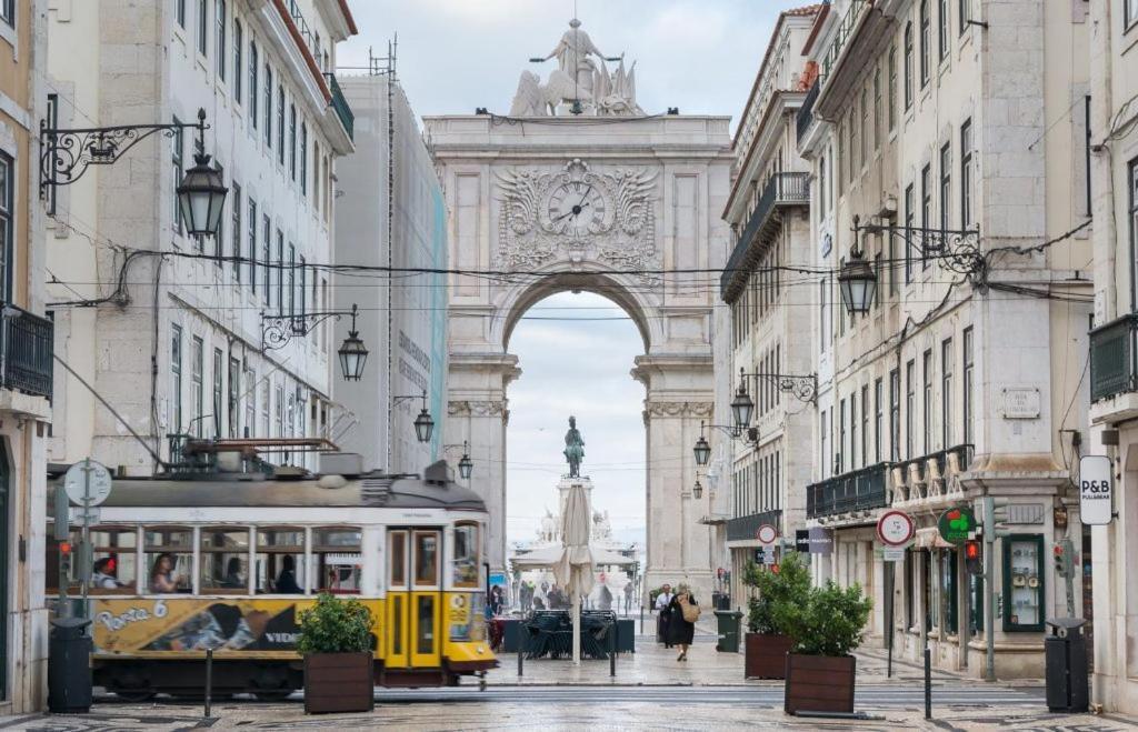 Quarto Com Varanda Na Rua Dos Douradores Лісабон Екстер'єр фото